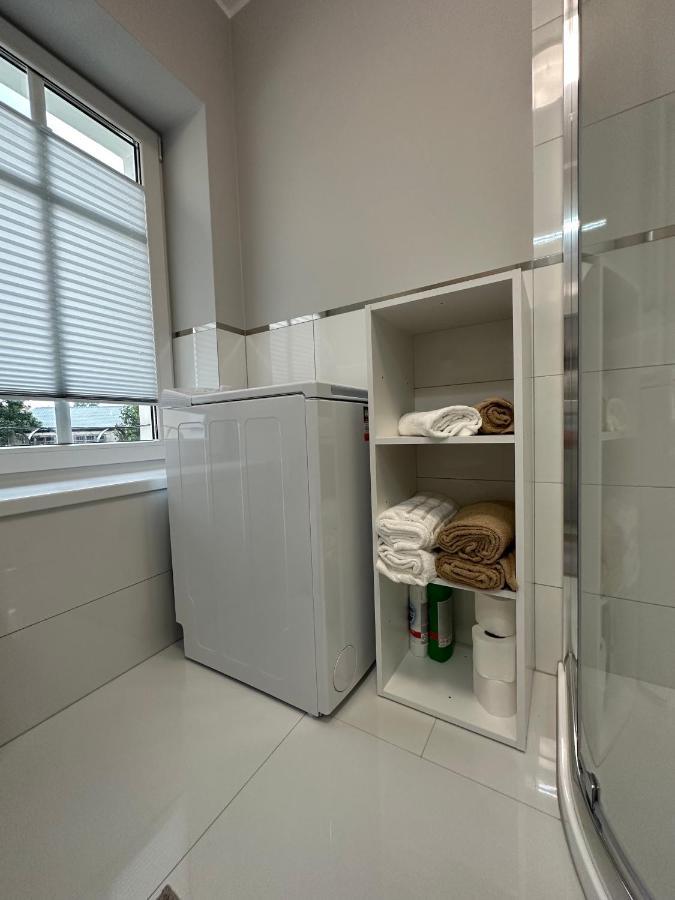Apartament Przy Cieplickich Tezniach Jelenia Góra Exterior foto